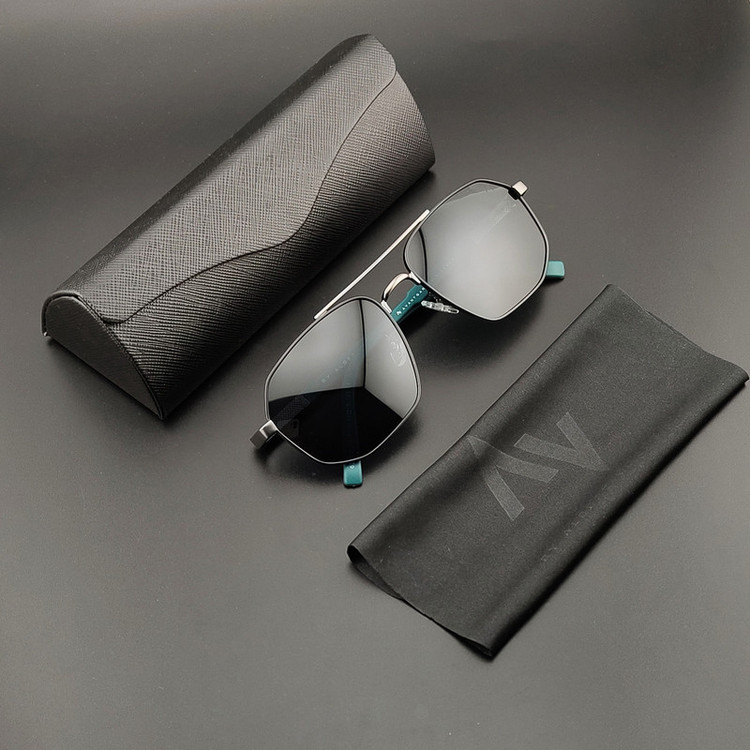 عینک آفتابی آلبرت وگ مدل 6314C104-P131 Avantgarde Visionary
