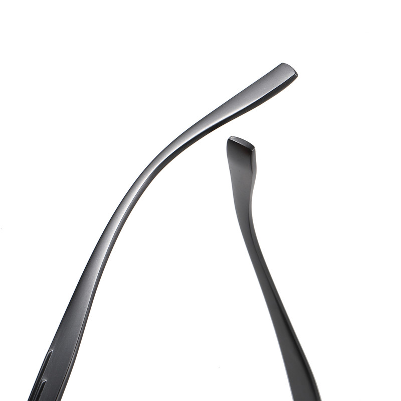 عینک آفتابی مستطیلی مدل LM3304 C09-P06-J09 Polarized Matte Gun