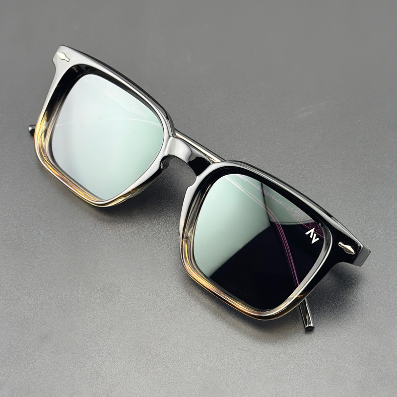 عینک آفتابی ویفرر (Wayfarer) آلبرت وگ مدل SZ8306 Obsidian Hawksbill