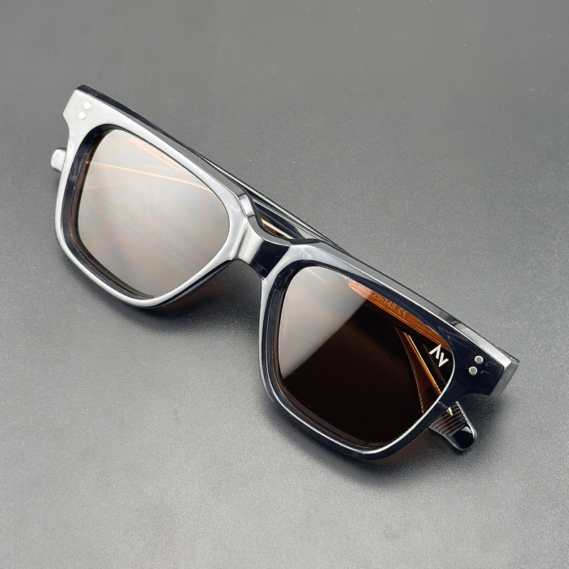 عینک آفتابی ویفرر (Wayfarer) آلبرت وگ مدل SZ8204 Anchor Tawny