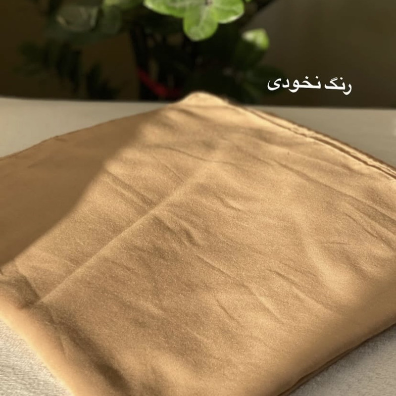 روسری زنانه مدل نخی چهارفصل قواره متوسط دور دوخت