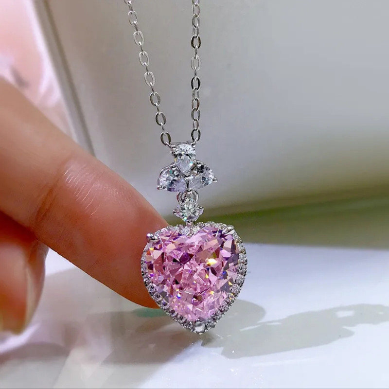 گردنبند زنانه سواروسکی مدل قلب کد 87