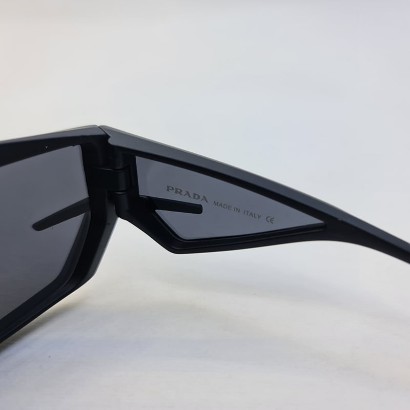 عینک آفتابی مدل LH068 - F-m-mat