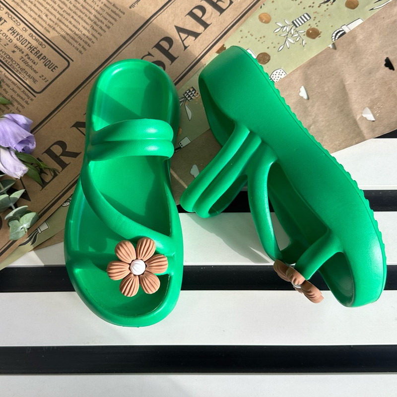 دمپایی زنانه زیتون مدل روژین کد Gr-02