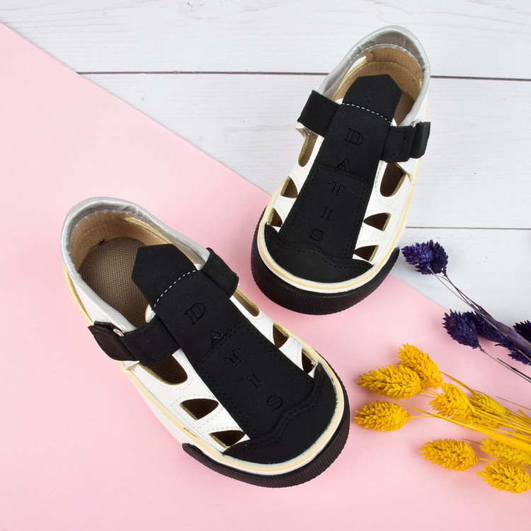 صندل دخترانه مدل ملانی BK.WH.3611