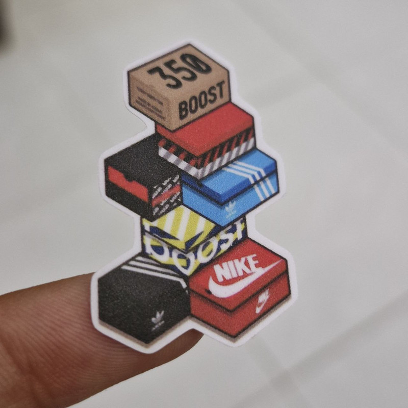 برچسب لپ تاپ طرح nike kaws کد N1 مجموعه 7 عددی