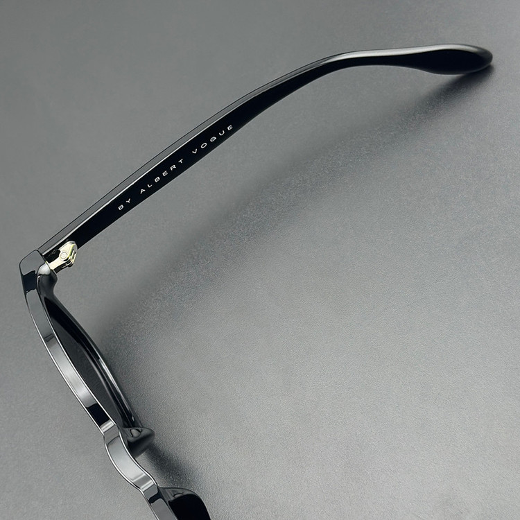 عینک آفتابی زنانه و مردانه آلبرت وگ مدل S31129C1 Avantgarde Visionary