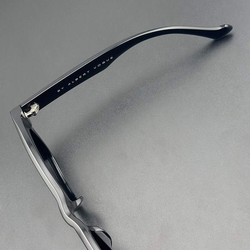 عینک آفتابی زنانه و مردانه آلبرت وگ مدل S32104C1 Avantgarde Visionary