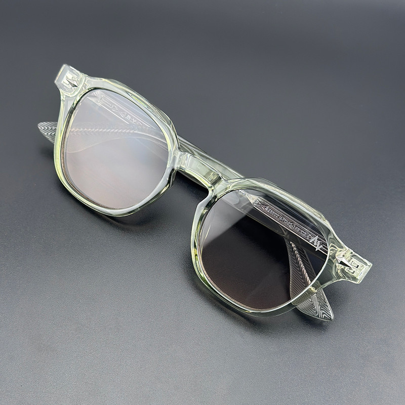 عینک آفتابی زنانه آلبرت وگ مدل SZ8802 Sage mink
