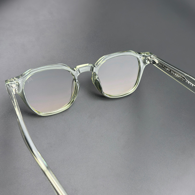 عینک آفتابی زنانه آلبرت وگ مدل SZ8802 Sage mink