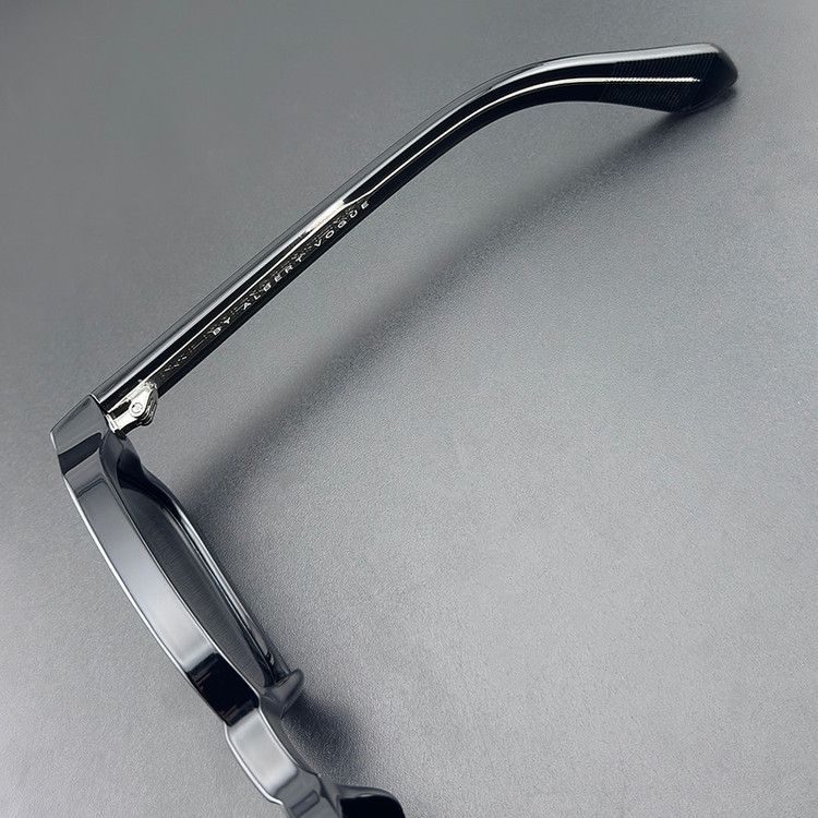 عینک آفتابی آلبرت وگ مدل SZ8302 Obsidian