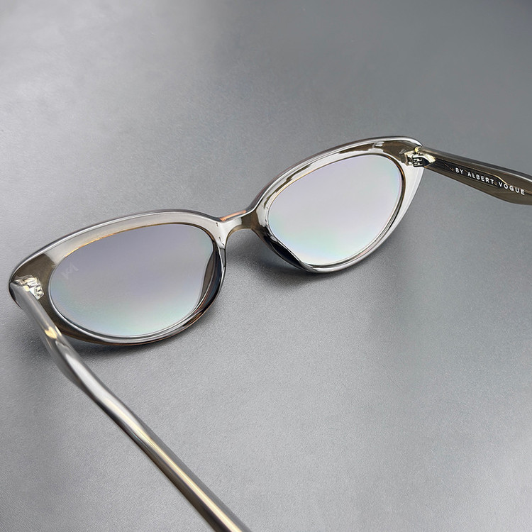عینک آفتابی زنانه آلبرت وگ مدل SZ8808 Olive Iron