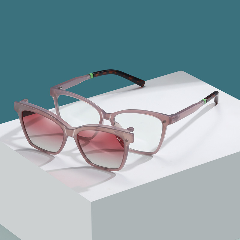 فریم عینک طبی آلبرت وگ مدل CG7704C743-P199 Polarized Double Switch به همراه کاور آفتابی