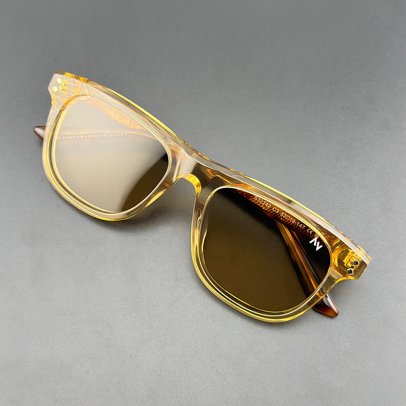 عینک آفتابی آلبرت وگ زنانه مدل S32242C3 Avantgarde Visionary