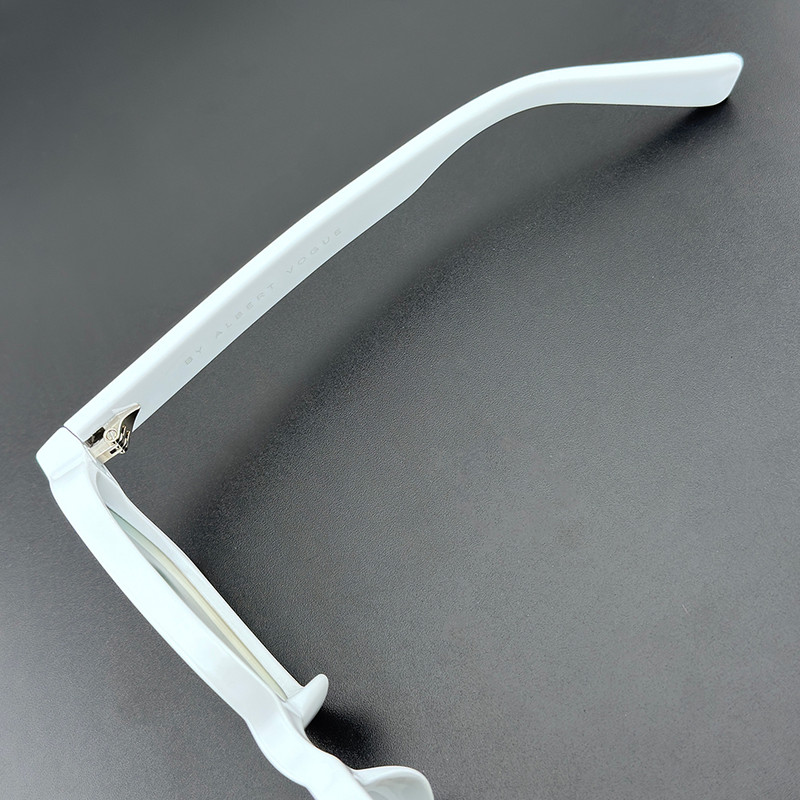عینک شب زنانه آلبرت وگ مدل SZ8806 Ivory Jade
