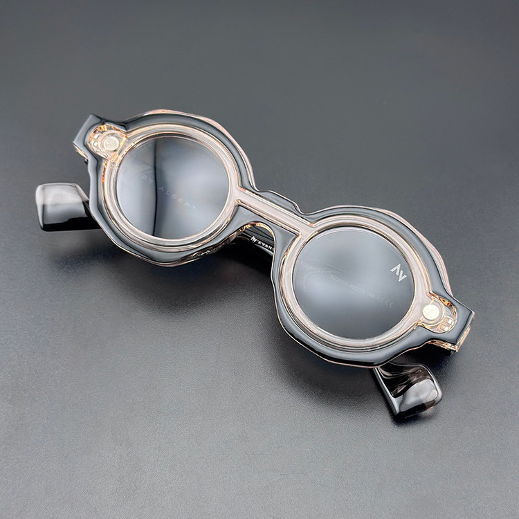 فریم عینک طبی آلبرت وگ مدل SZ3005 C3 Polarized Double Switch به همراه کاور آفتابی