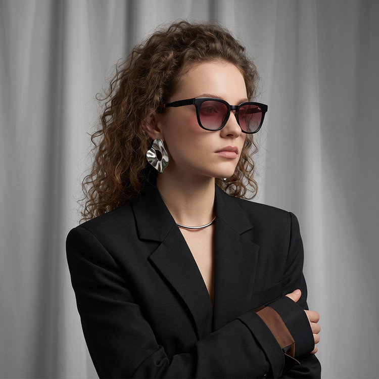 فریم عینک طبی آلبرت وگ مدل CG7705C01-P199 Polarized Double Switch به همراه کاور آفتابی