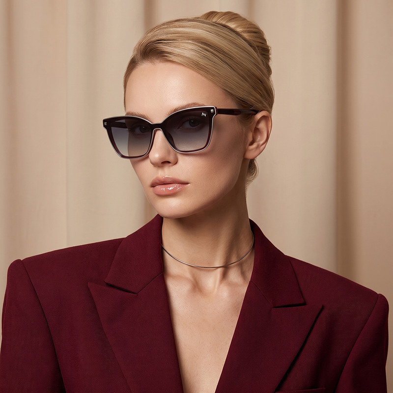 فریم عینک طبی آلبرت وگ مدل CG7802C640-P115 Polarized Double Switch به همراه کاور آفتابی