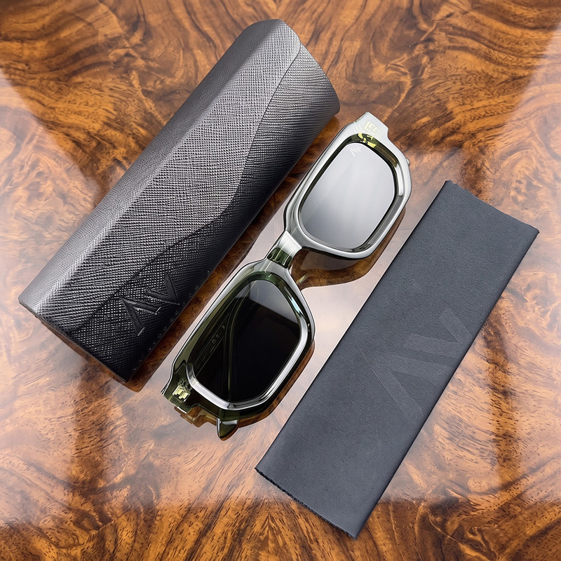 عینک آفتابی آلبرت وگ مدل SZ8109 Hunter Obsidian