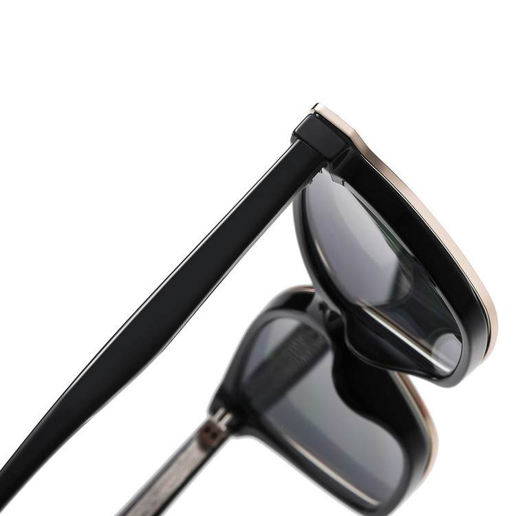 فریم عینک طبی آلبرت وگ مدل CG7802C01-P109 Polarized Double Switch به همراه کاور آفتابی