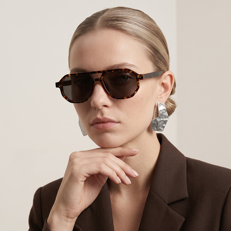 عینک آفتابی زنانه آلبرت وگ مدل S31119C2 Avantgarde Visionary