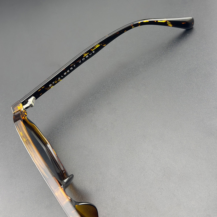 عینک آفتابی زنانه آلبرت وگ مدل S31119C2 Avantgarde Visionary