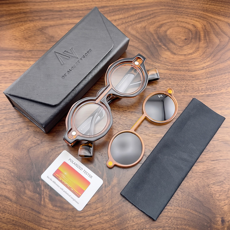 فریم عینک طبی آلبرت وگ مدل SZ3005 C6 Polarized Double Switch به همراه کاور آفتابی