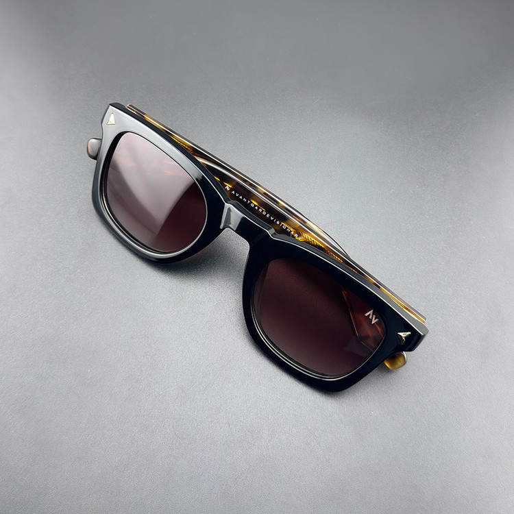 عینک آفتابی آلبرت وگ مدل S31243C2 Avantgarde Visionary